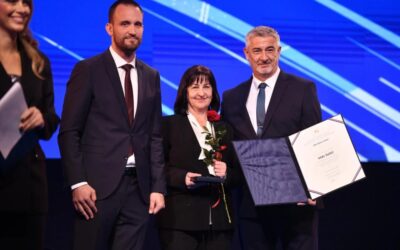 Grb grada Zadra psihologinji Veri Šušić